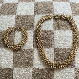 Beautiful gold necklace and bracelet set 💎